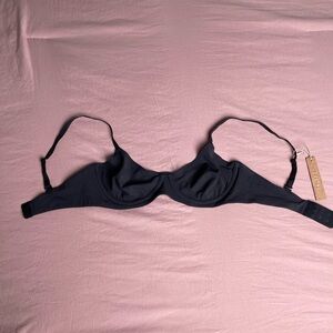 SKIMS Fits Everybody Unlined Demi Bra Onyx 34C NWT